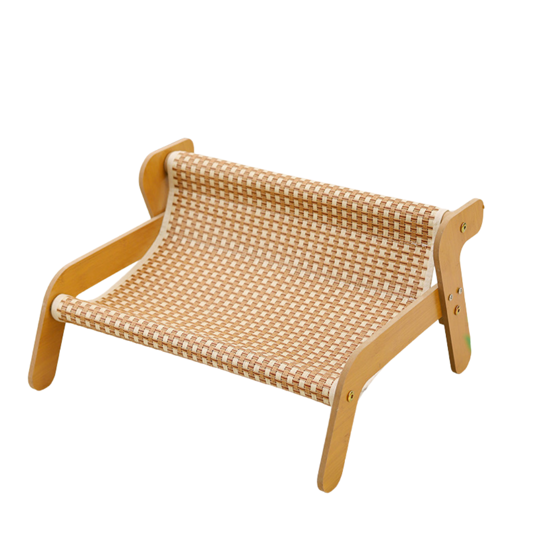 Scratching Lounge Chair