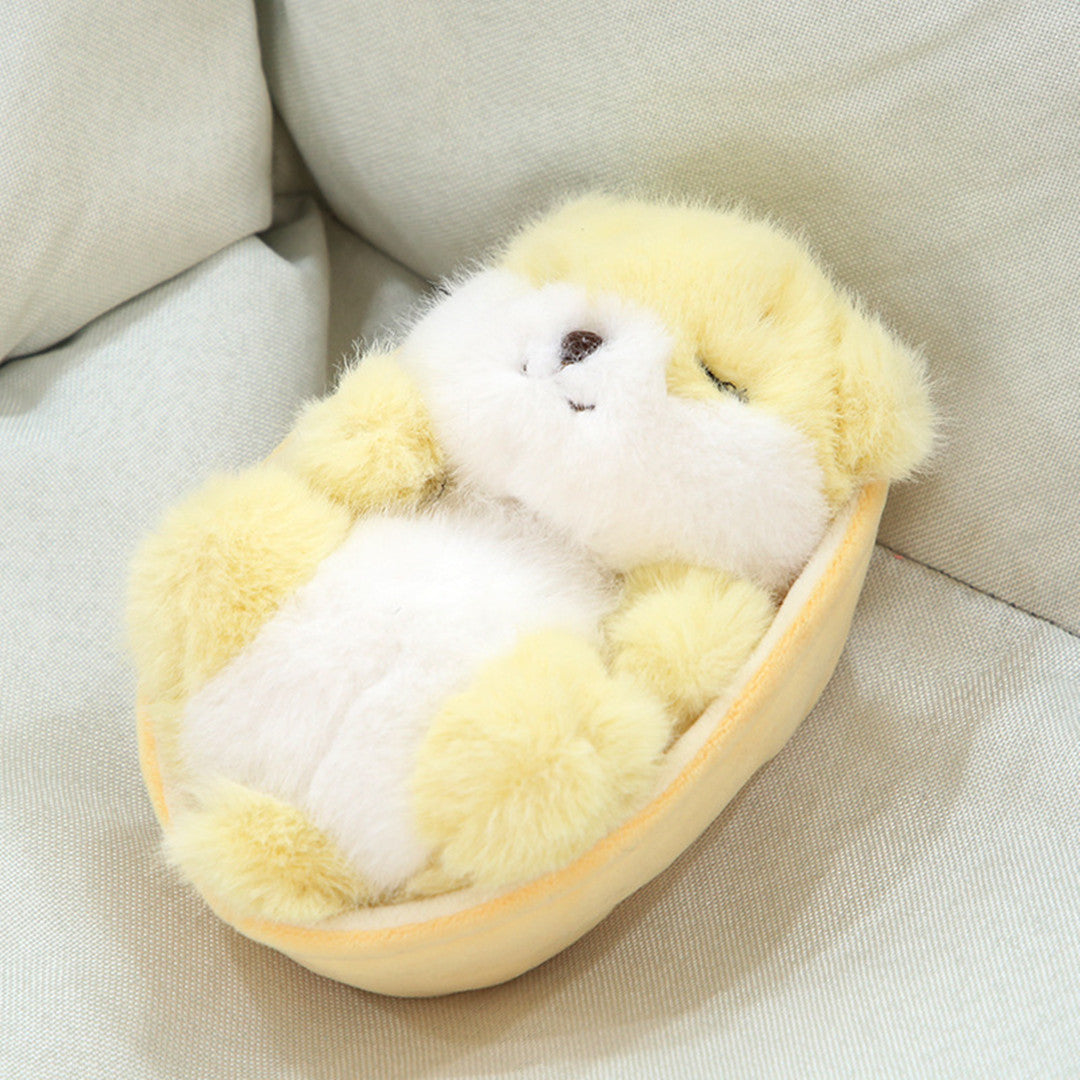 Peluche bébé animal dans un berceau
